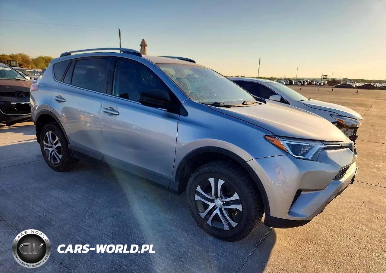 2018 Toyota Rav4 Le VIN:JTMZFREV1JJ176145 - 4
