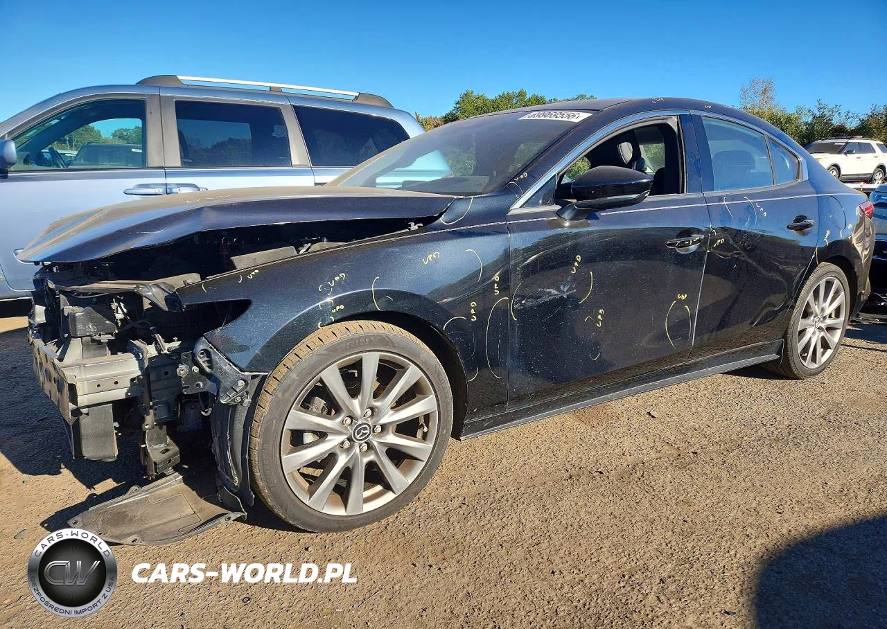2022 Mazda 3 Premium VIN:3MZBPBDLXNM300375 - 1