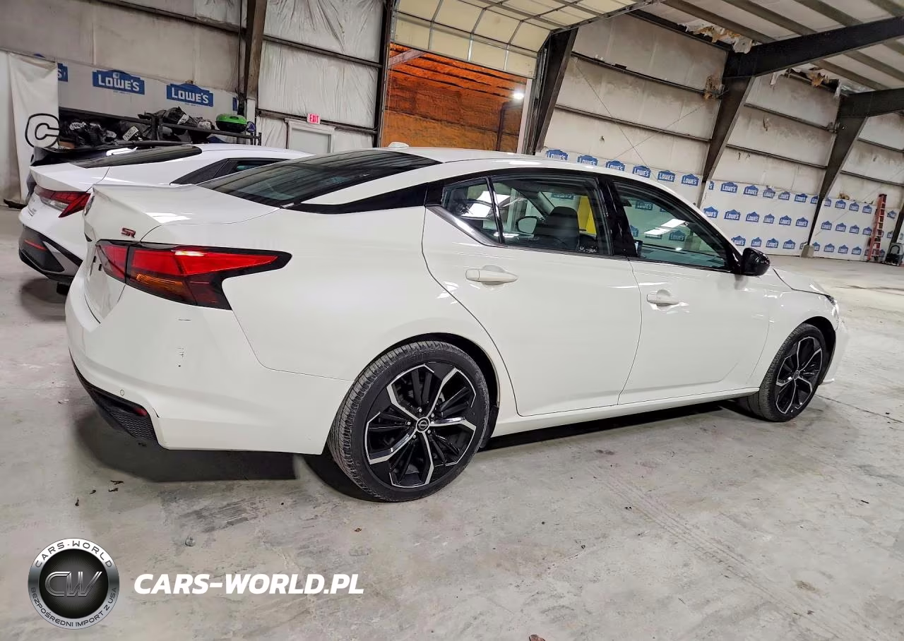2025 Nissan Altima Sr VIN:1N4BL4CV8SN364368 - 3
