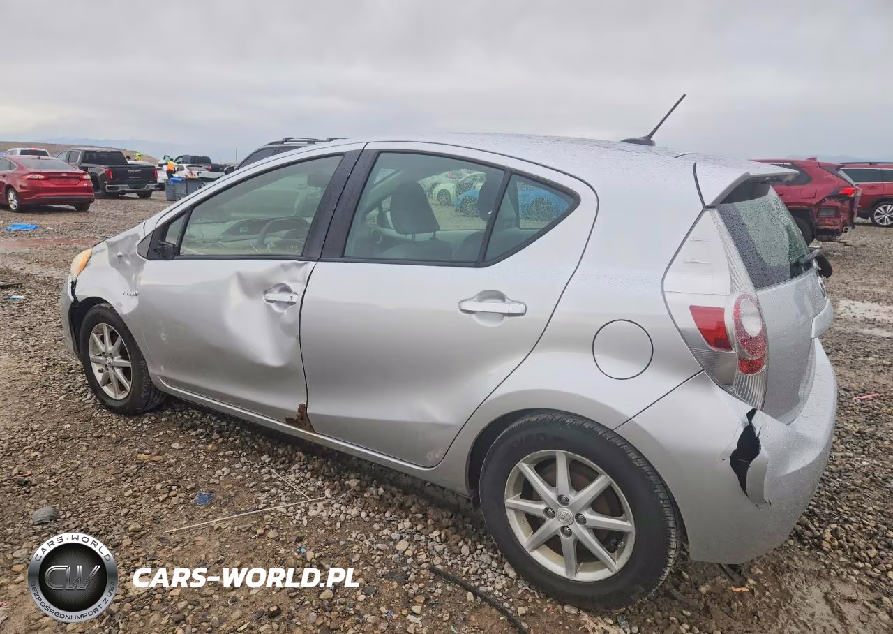 2012 Toyota Prius C Four VIN:JTDKDTB31C1024277 - 2
