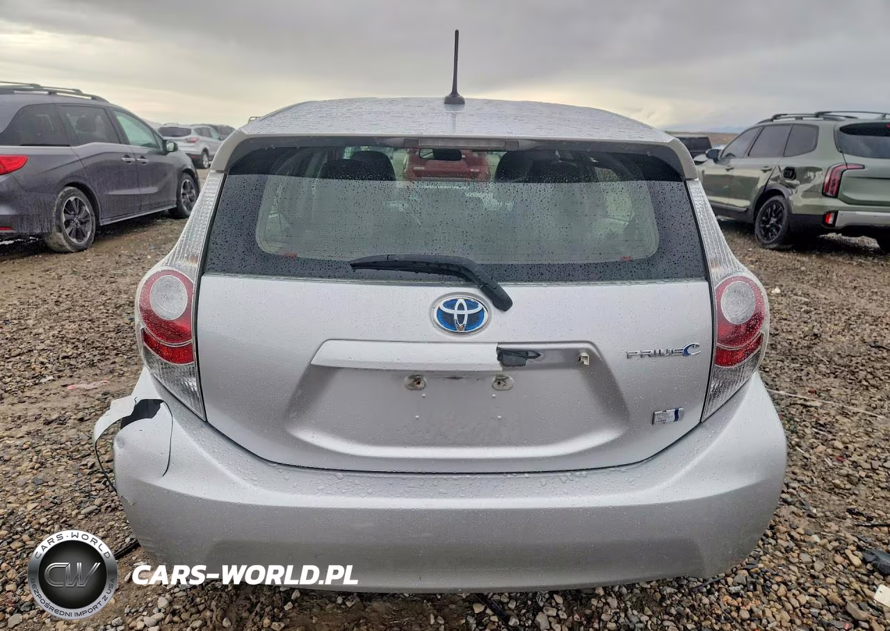 2012 Toyota Prius C Four VIN:JTDKDTB31C1024277 - 6