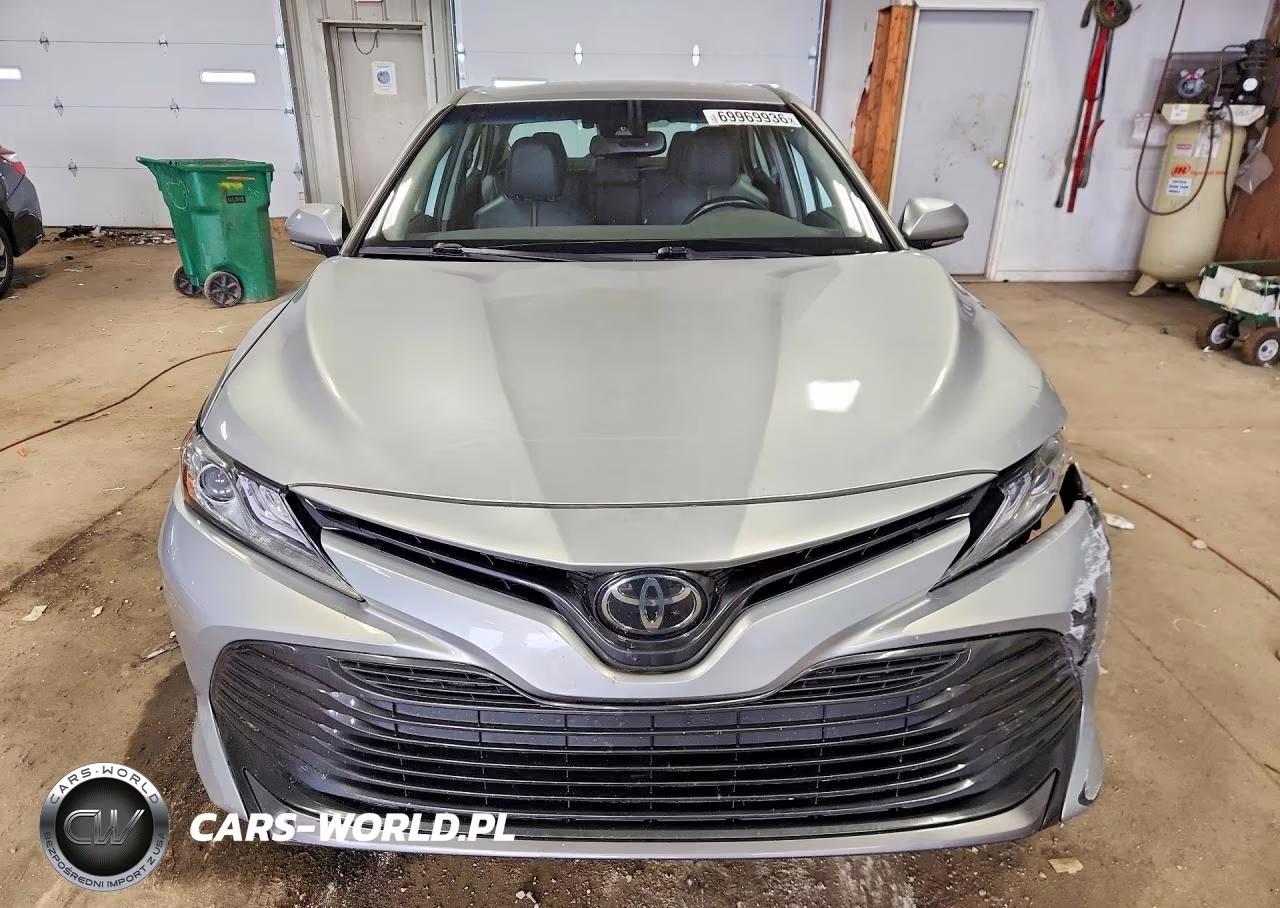 2020 Toyota Camry Xle VIN:4T1F31AK0LU537936 - 5