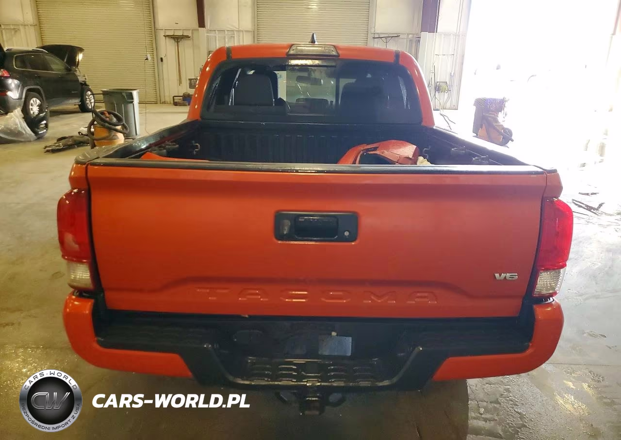 2017 Toyota Tacoma Trd Sport VIN:5TFAZ5CN8HX049173 - 6