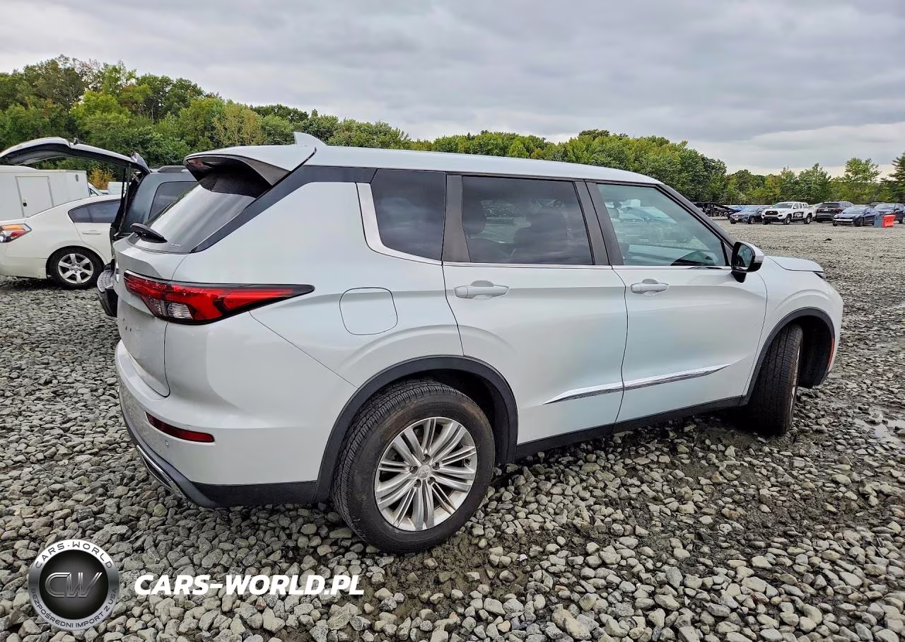 2022 Mitsubishi Outlander Es VIN:JA4J4TA83NZ048345 - 3