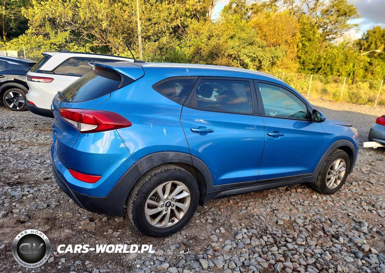 2016 Hyundai Tucson Se VIN:KM8J33A47GU094715 - 3