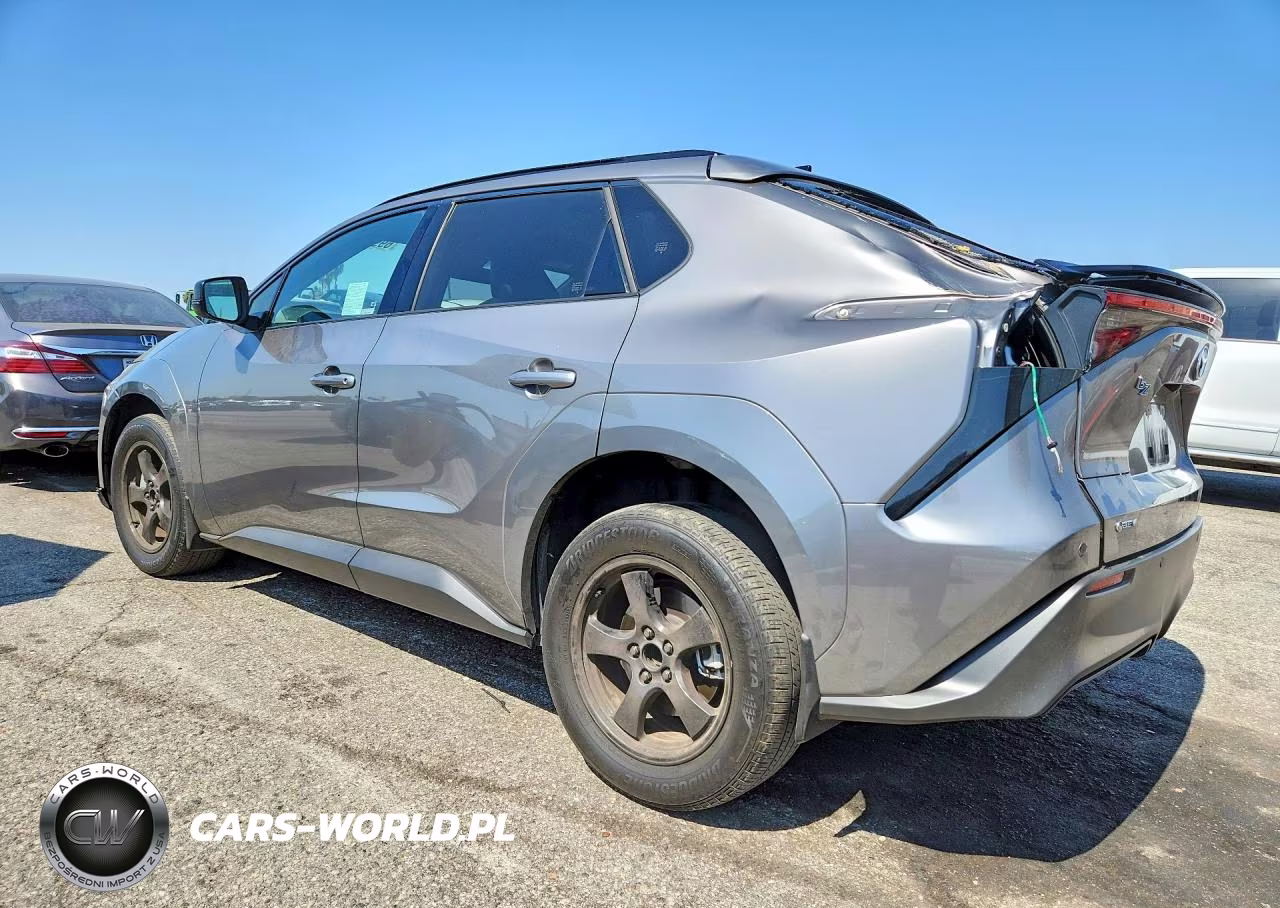 2026 Toyota Bz Xle Plus VIN:JTMBCAEBXTA002711 - 2