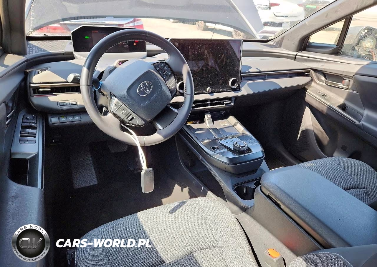 2026 Toyota Bz Xle Plus VIN:JTMBCAEBXTA002711 - 8