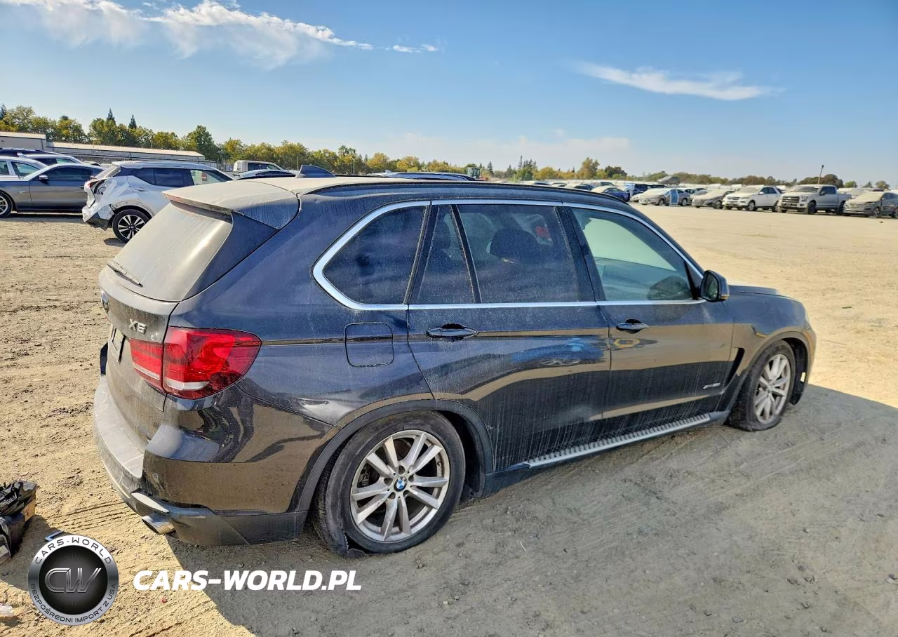 2015 BMW X5 xDrive35I VIN:5UXKR0C56F0K52705 - 3