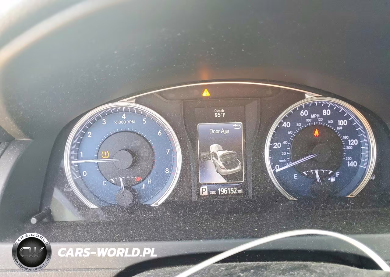 2016 Toyota Camry Xle VIN:4T1BF1FK4GU536843 - 9