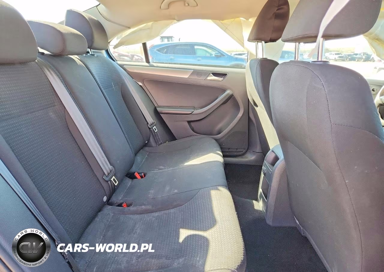 2016 Volkswagen Jetta Se VIN:3VWD67AJ1GM381720 - 10