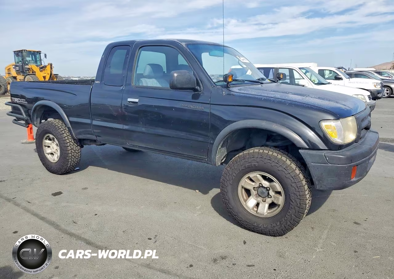2000 Toyota Tacoma V6 VIN:4TAWN72N2YZ679687 - 4