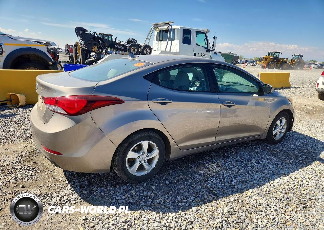 2014 Hyundai Elantra Se VIN:5NPDH4AE9EH477600 - 3