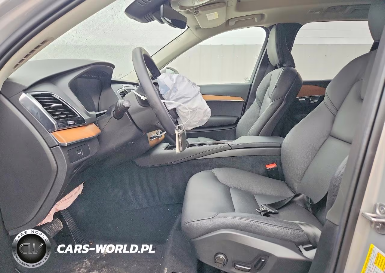 2025 Volvo Xc90 Plus VIN:YV4062PEXS1297798 - 7
