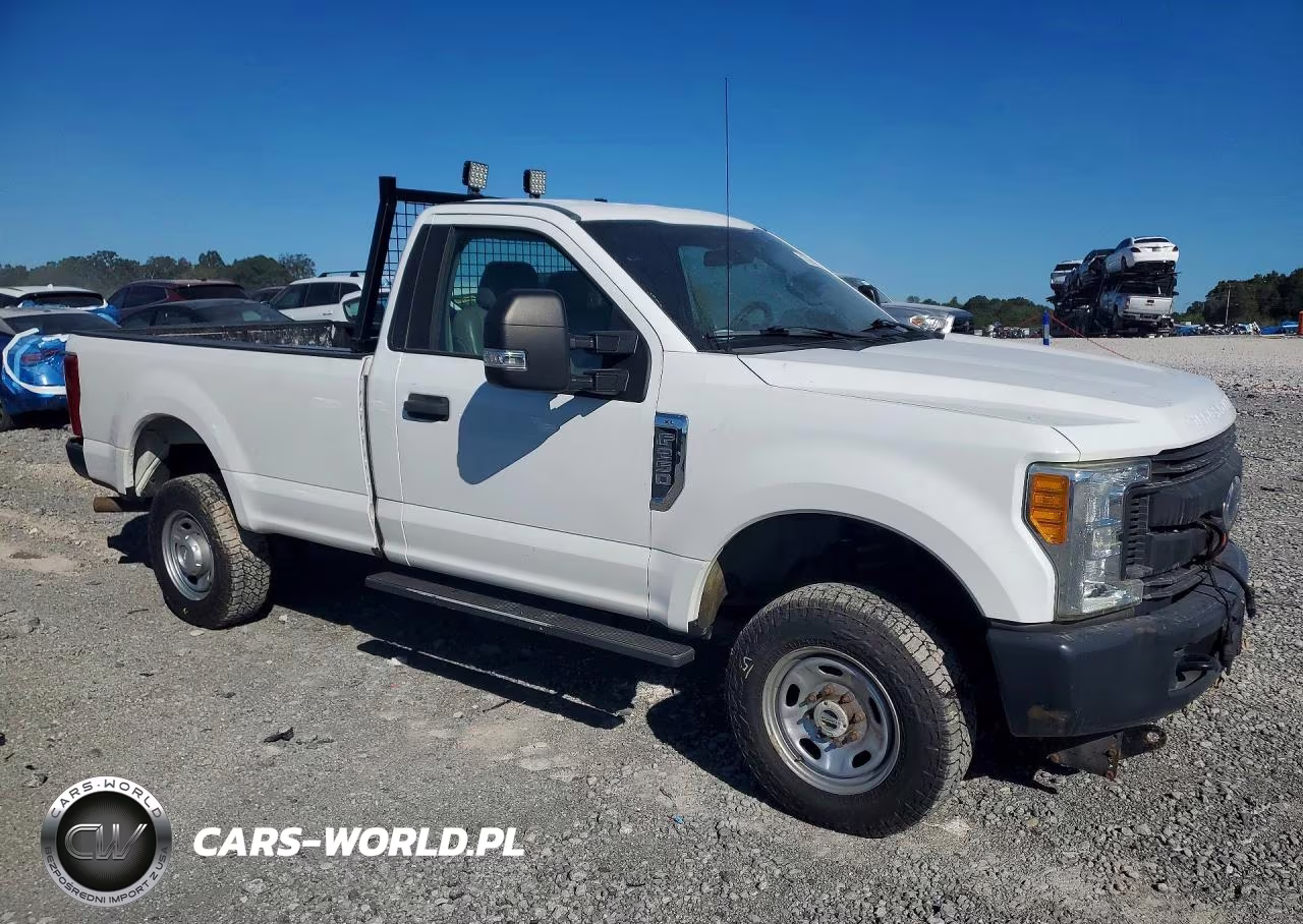 2017 Ford F250 Super Duty VIN:1FTBF2B63HEC27718 - 4