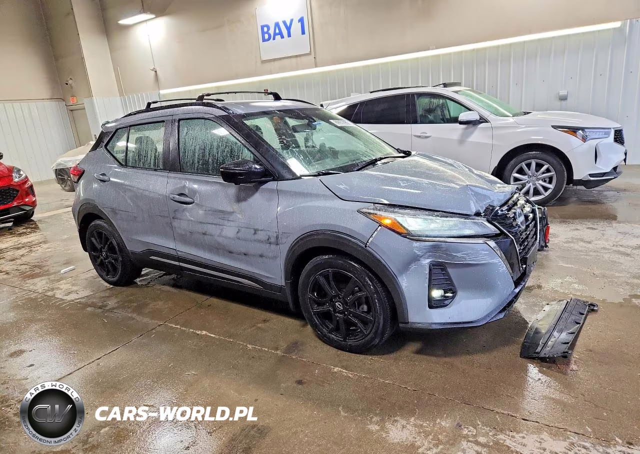 2023 Nissan Kicks Sr VIN:3N1CP5DV7PL476497 - 4