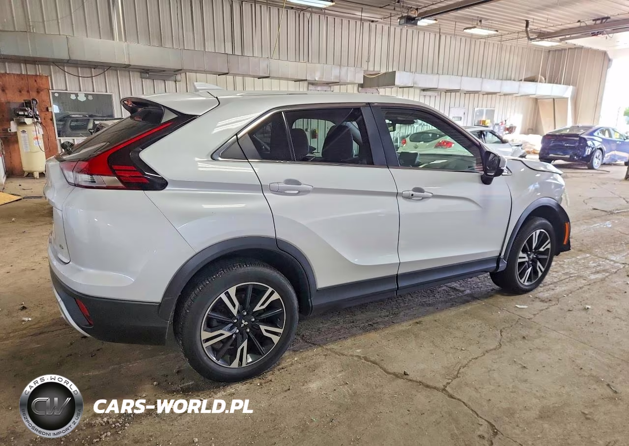 2024 Mitsubishi Eclipse Cross Se VIN:JA4ATWAAXRZ026775 - 3