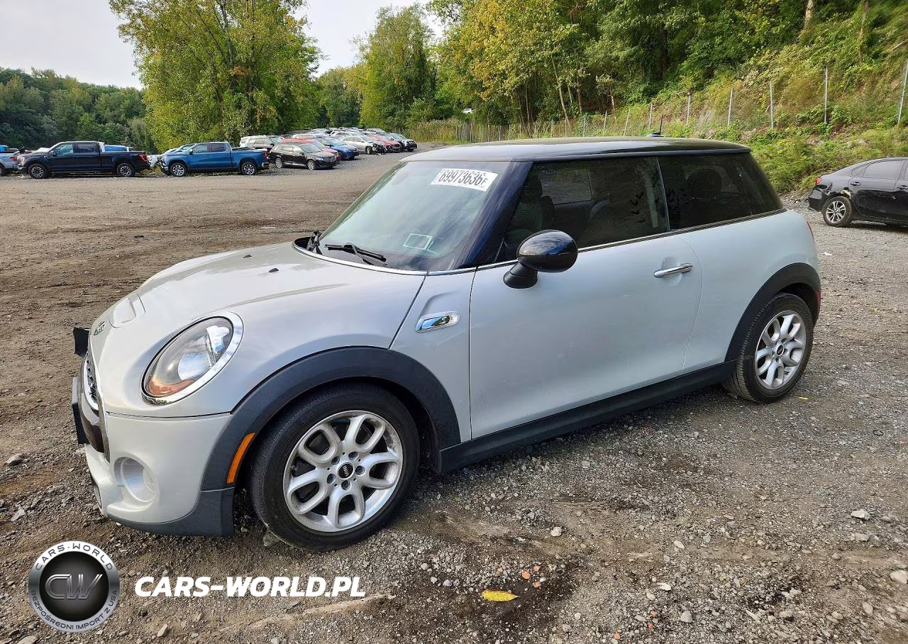 2015 MINI COOPER S