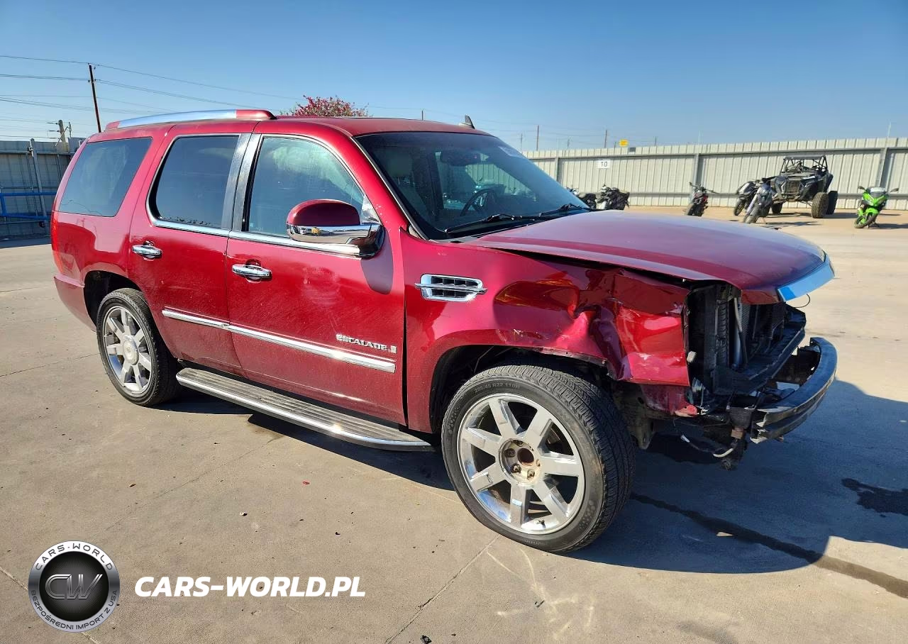 2008 Cadillac Escalade Luxury VIN:1GYEC63858R210113 - 4