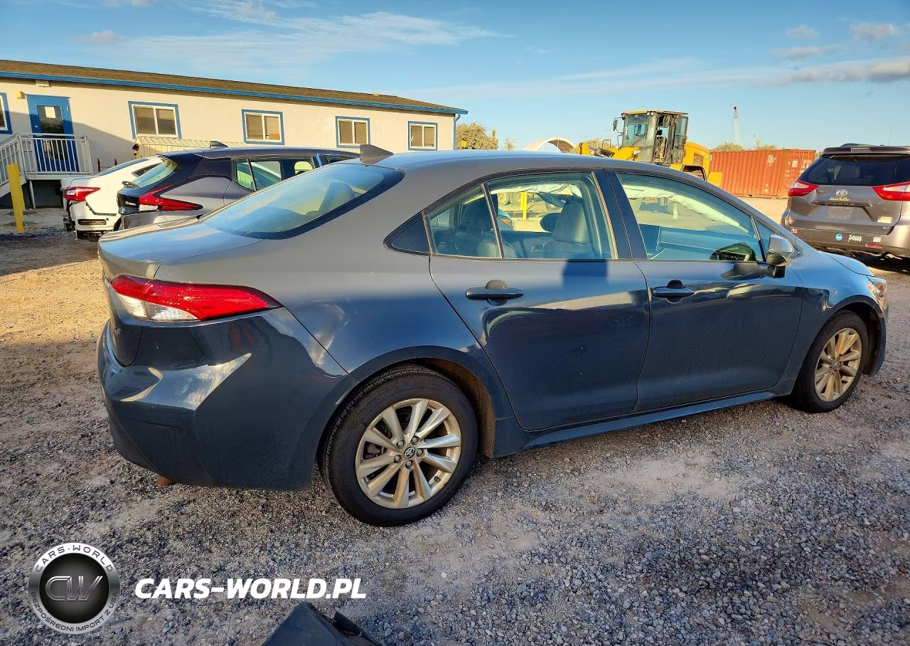 2023 Toyota Corolla Le VIN:JTDB4MEE7P3015550 - 3