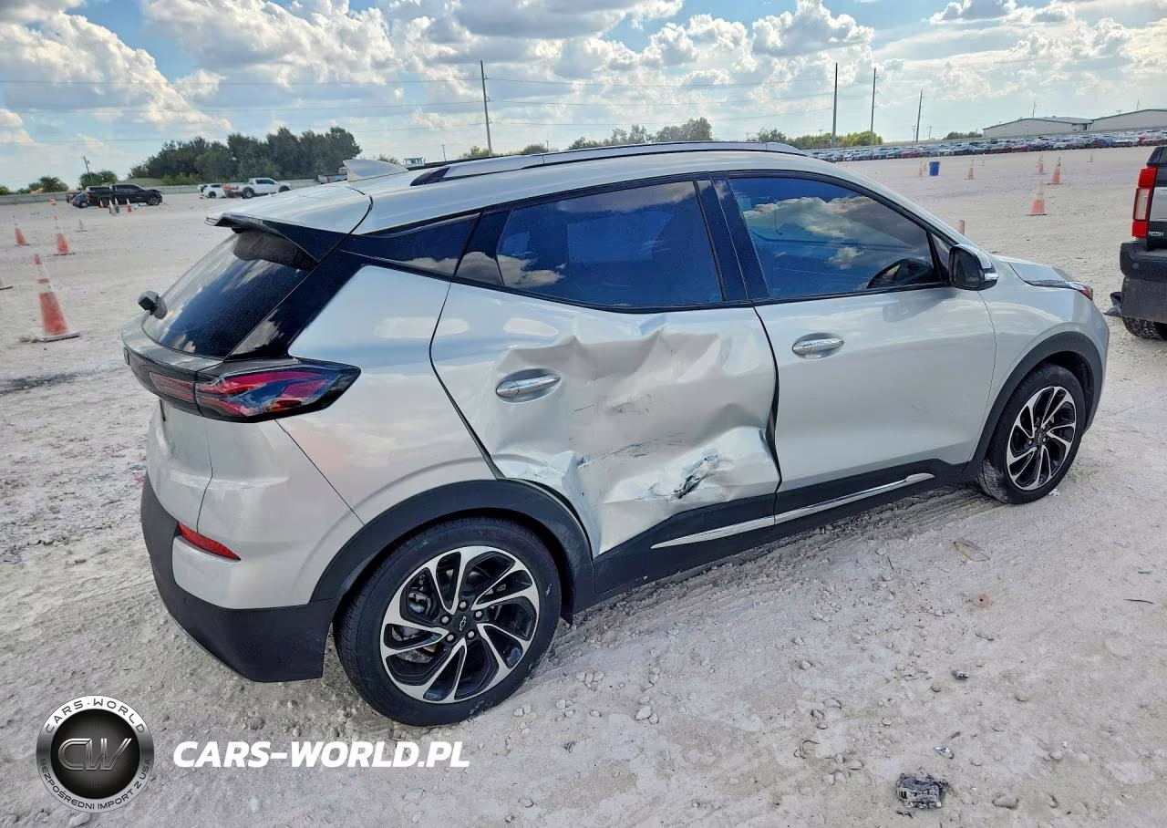 2023 Chevrolet Bolt Euv Premier VIN:1G1FZ6S0XP4202193 - 3