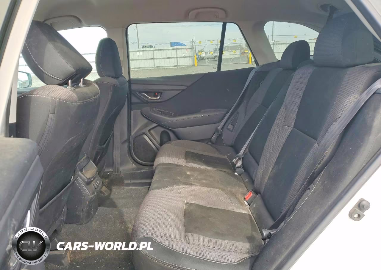 2020 Subaru Outback Premium VIN:4S4BTACC5L3267533 - 10