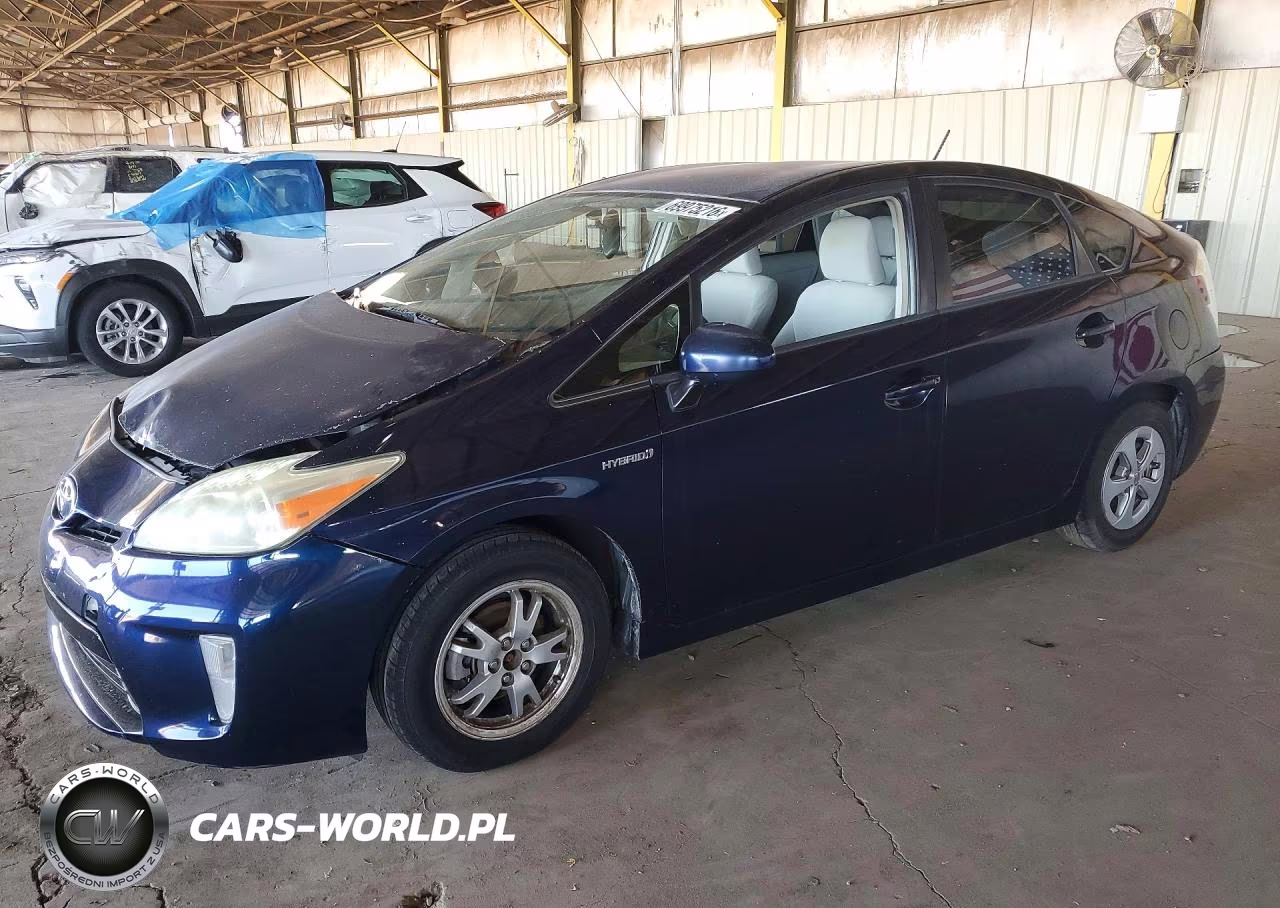 2013 Toyota Prius Two