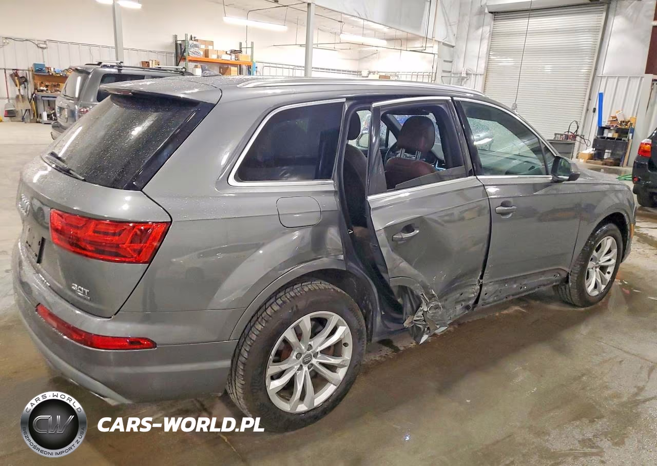 2018 Audi Q7 Premium Plus VIN:WA1LAAF73JD030277 - 3
