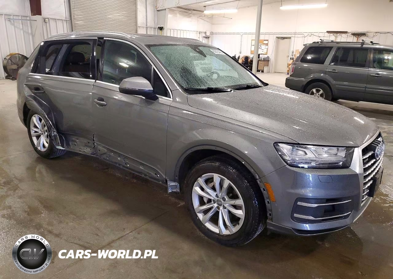 2018 Audi Q7 Premium Plus VIN:WA1LAAF73JD030277 - 4