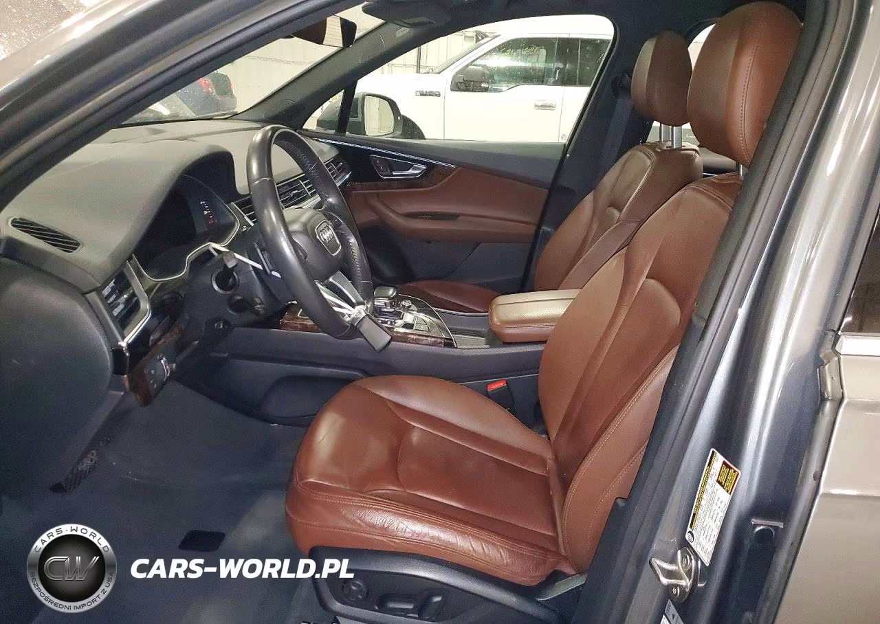 2018 Audi Q7 Premium Plus VIN:WA1LAAF73JD030277 - 7