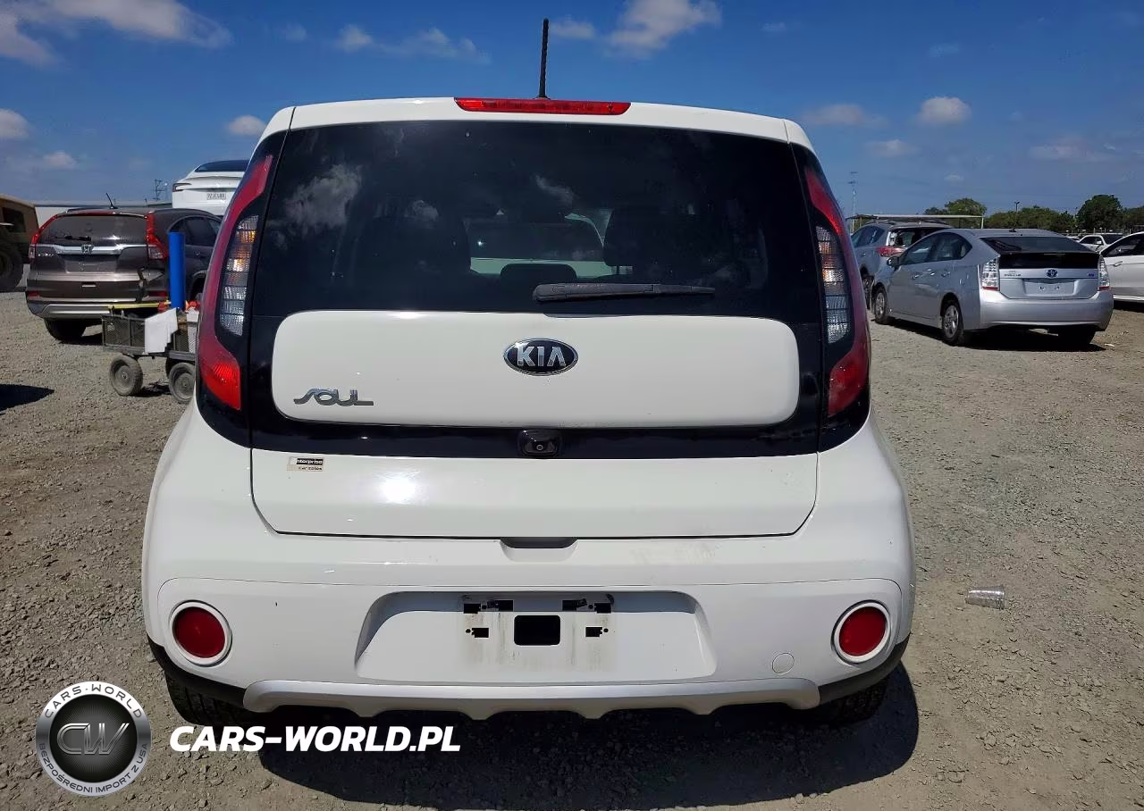 2018 Kia Soul + VIN:KNDJP3A58J7528034 - 6
