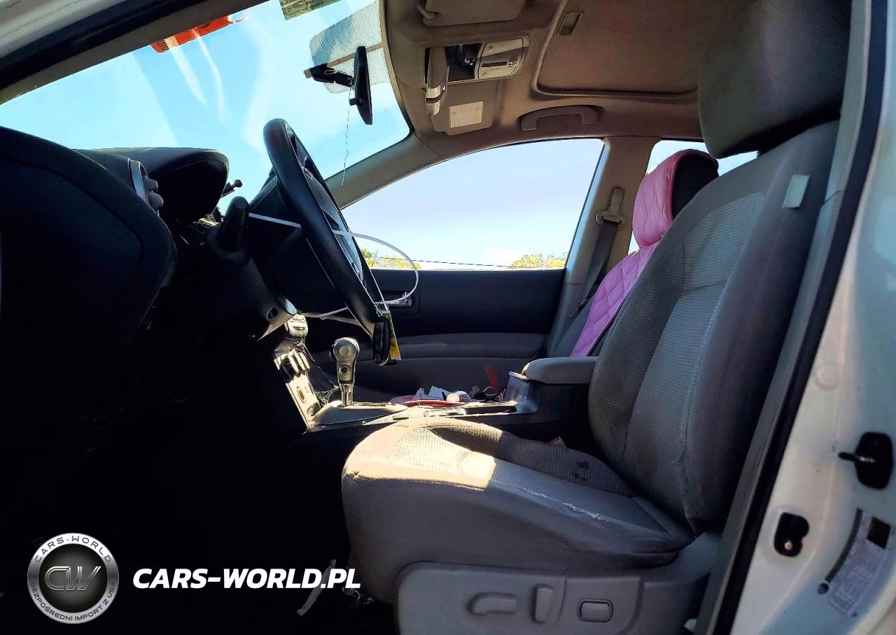 2012 Nissan Rogue S VIN:JN8AS5MTXCW302434 - 7