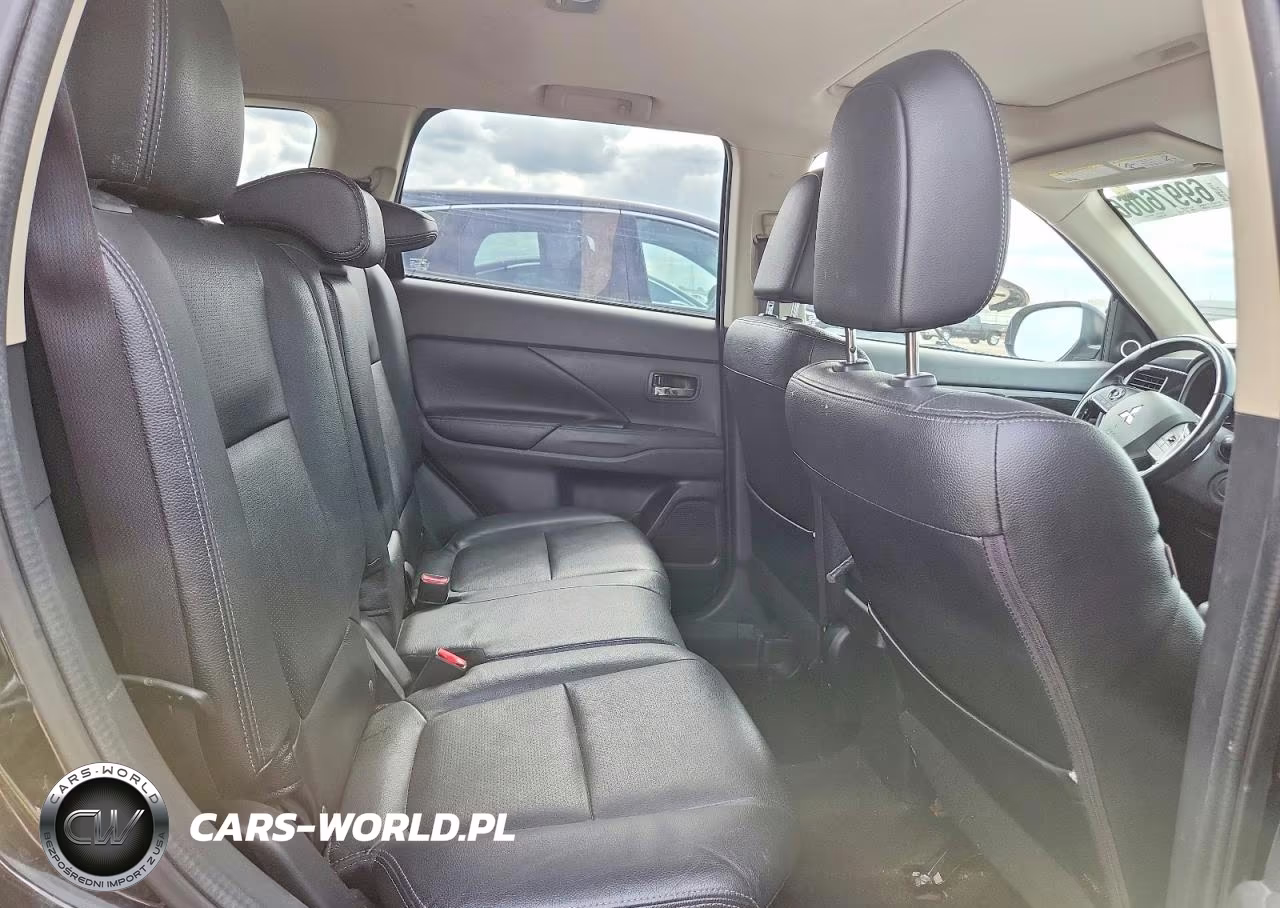2016 Mitsubishi Outlander Se VIN:JA4AD3A33GZ059675 - 10