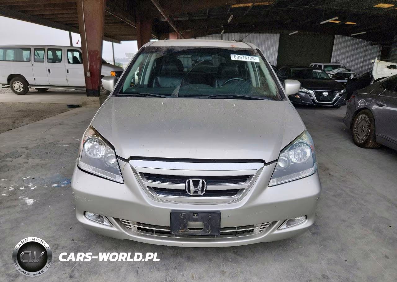 2005 Honda Odyssey Touring VIN:5FNRL38865B126642 - 5