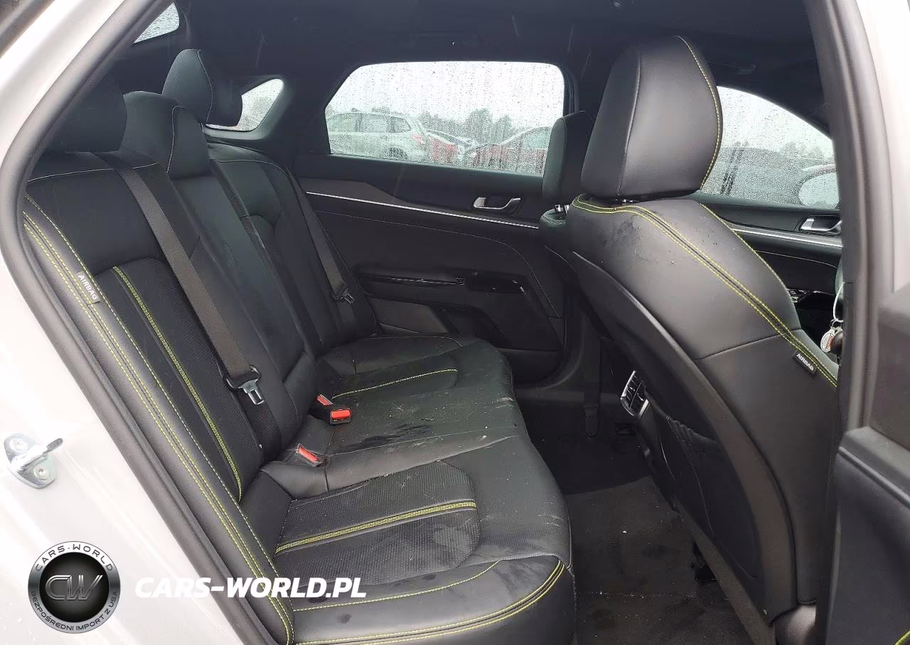 2025 Kia K5 Gt VIN:KNAG44J86S5301549 - 10
