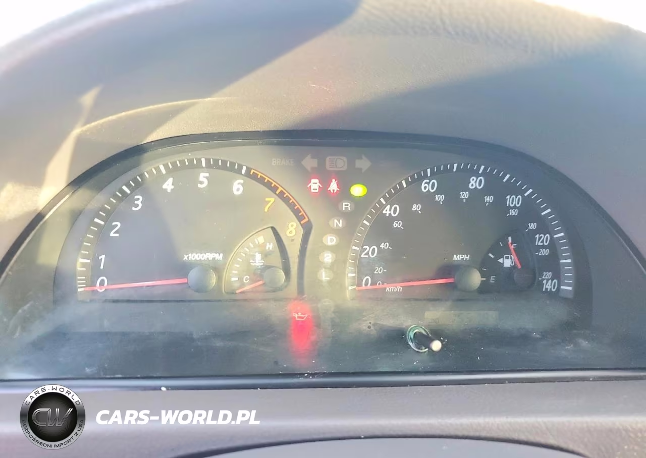 2004 Toyota Camry Le VIN:4T1BE32K94U799717 - 9