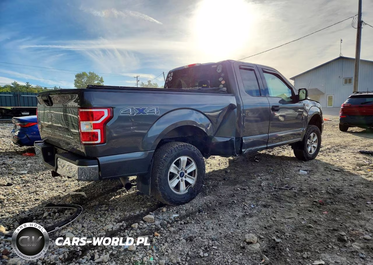 2018 Ford F150 Super Cab VIN:1FTFX1E56JKC75720 - 3