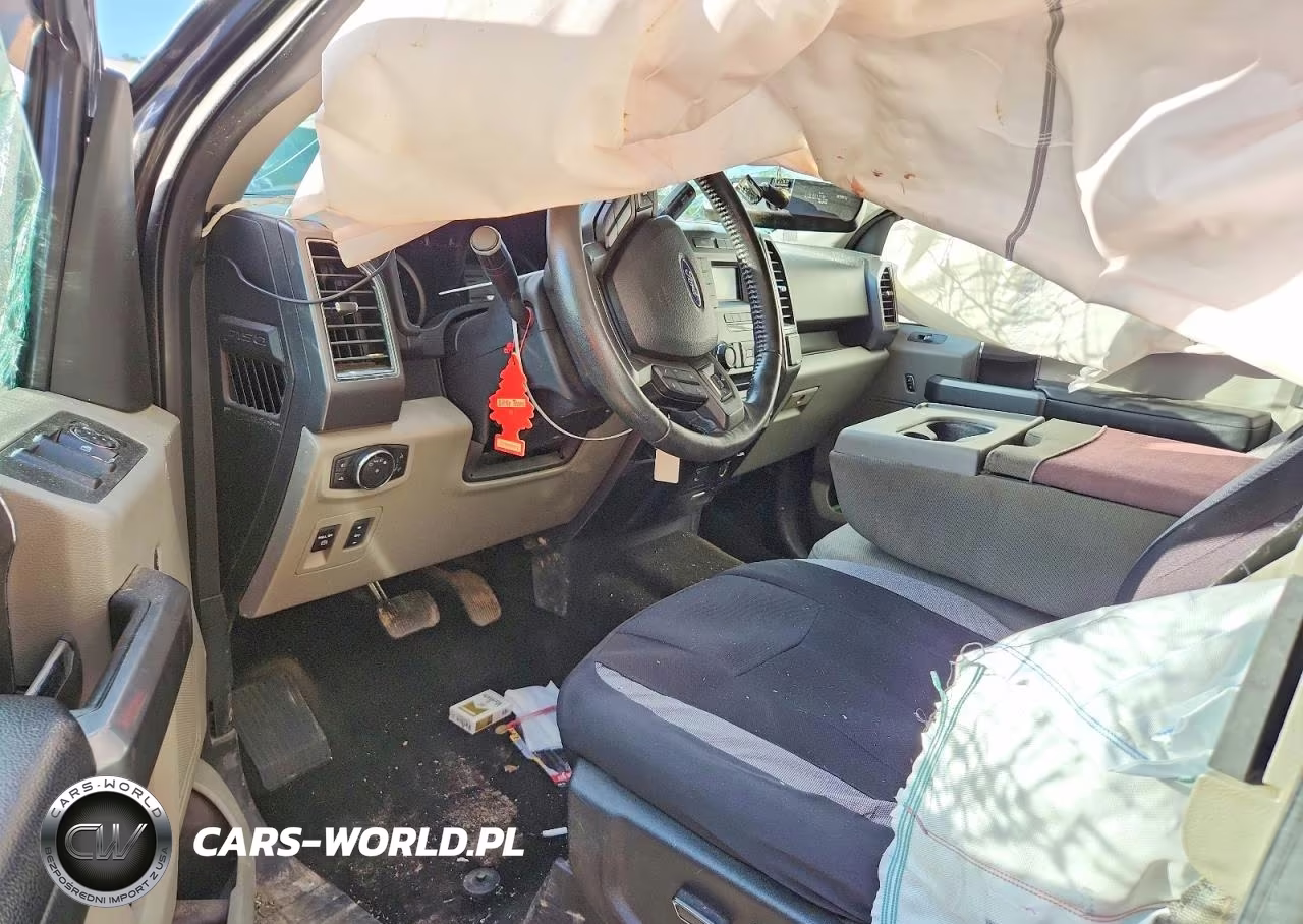 2018 Ford F150 Super Cab VIN:1FTFX1E56JKC75720 - 8