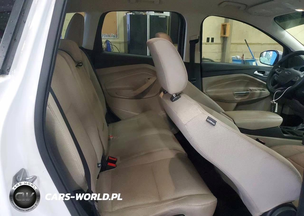 2019 Ford Escape Se VIN:1FMCU0GD0KUA01442 - 10