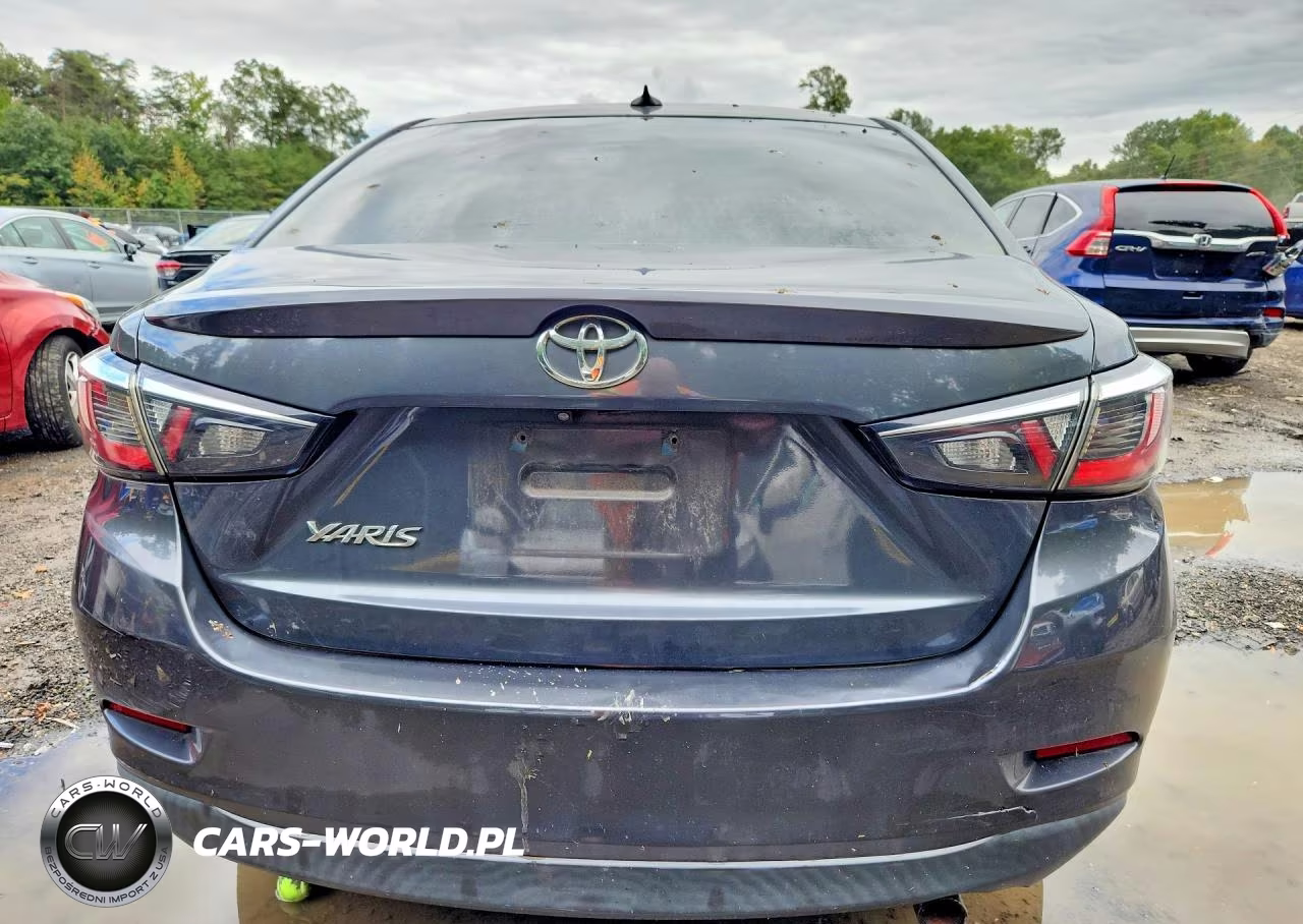 2019 Toyota Yaris Le VIN:3MYDLBYV4KY516313 - 6