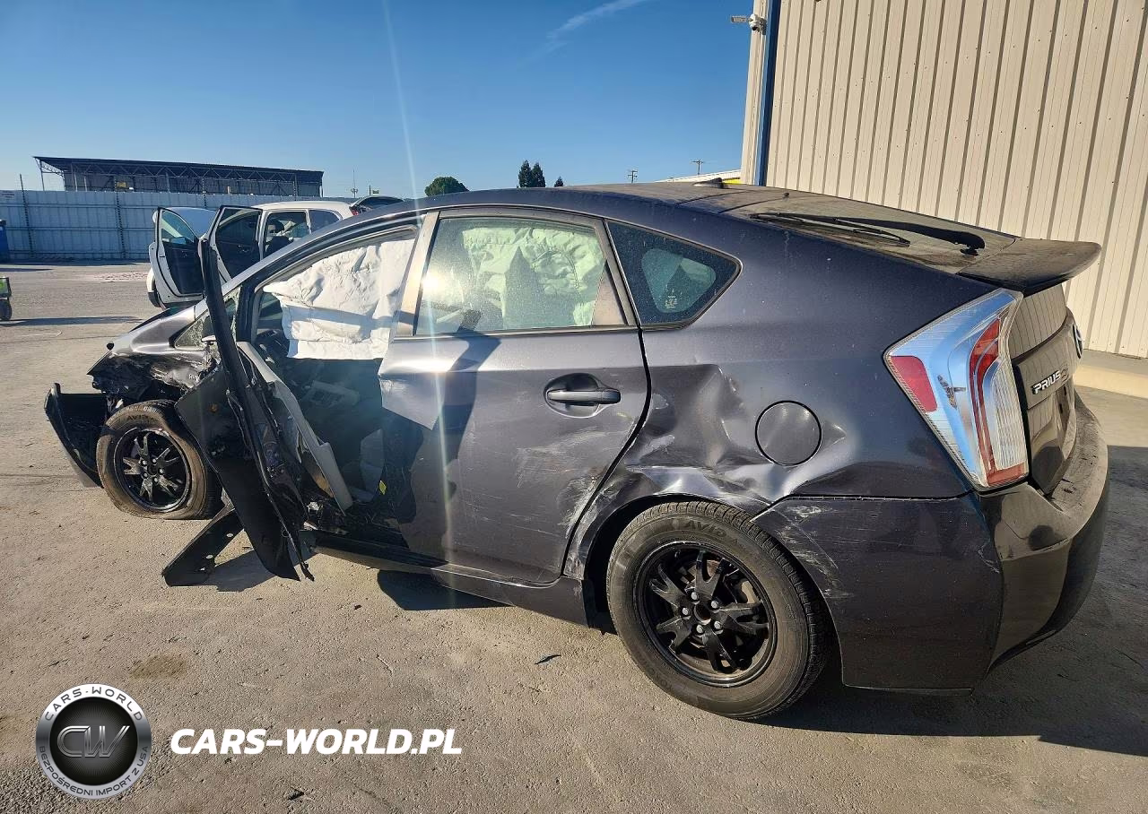 2014 Toyota Prius Three VIN:JTDKN3DU5E1746969 - 2