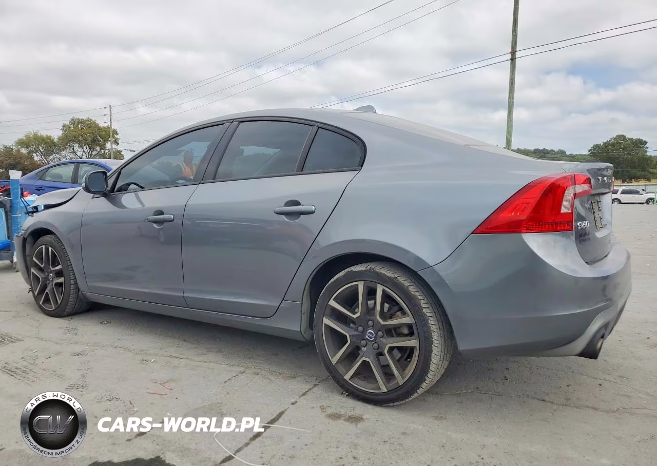 2017 Volvo S60 VIN:YV126MFL8H2422527 - 2