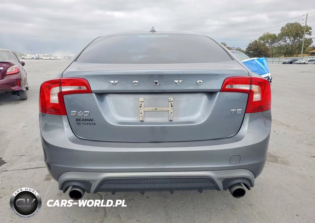2017 Volvo S60 VIN:YV126MFL8H2422527 - 6