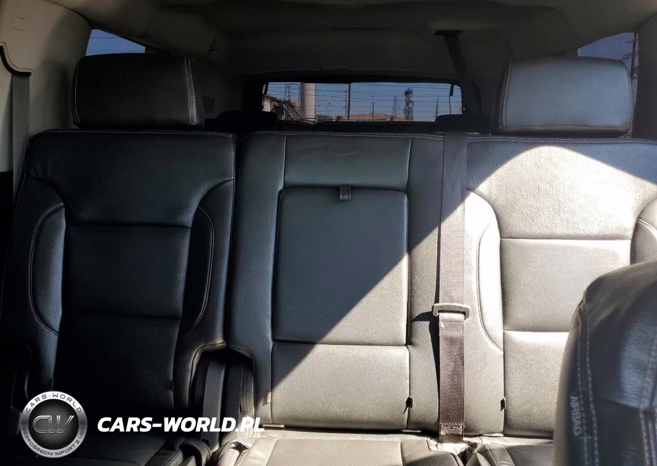 2018 Chevrolet Suburban C1500 Ls VIN:1GNSCGKC8JR184611 - 10