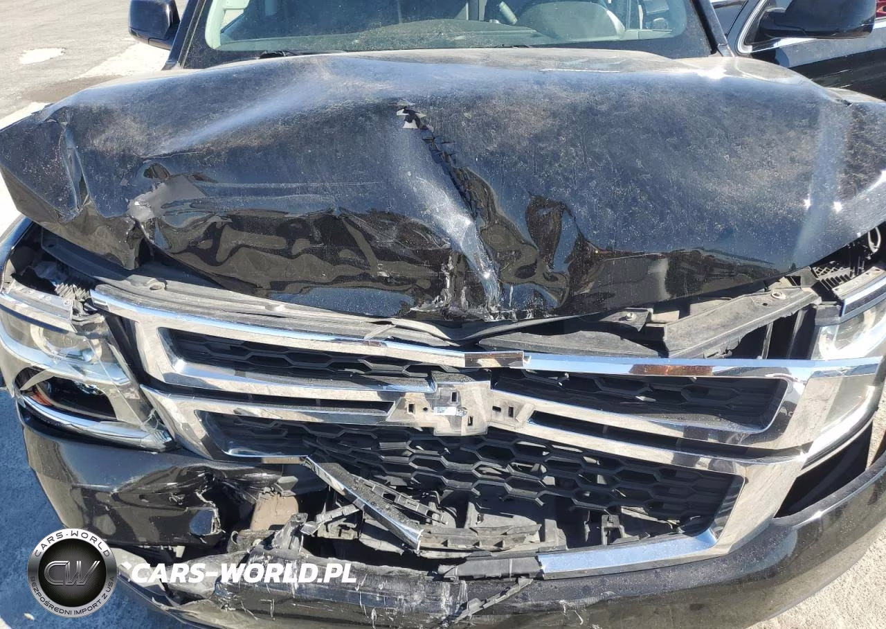 2018 Chevrolet Suburban C1500 Ls VIN:1GNSCGKC8JR184611 - 12