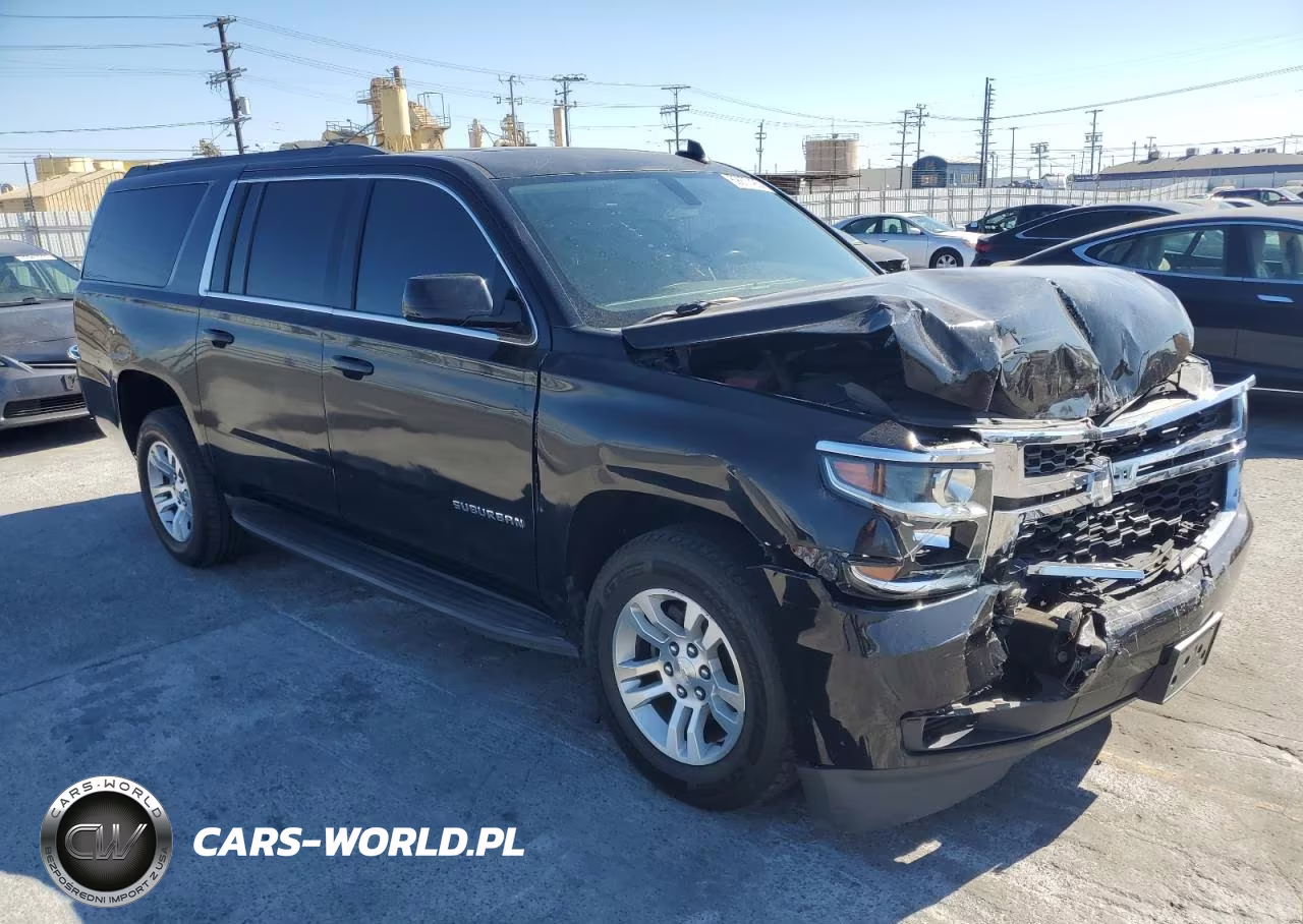 2018 Chevrolet Suburban C1500 Ls VIN:1GNSCGKC8JR184611 - 4