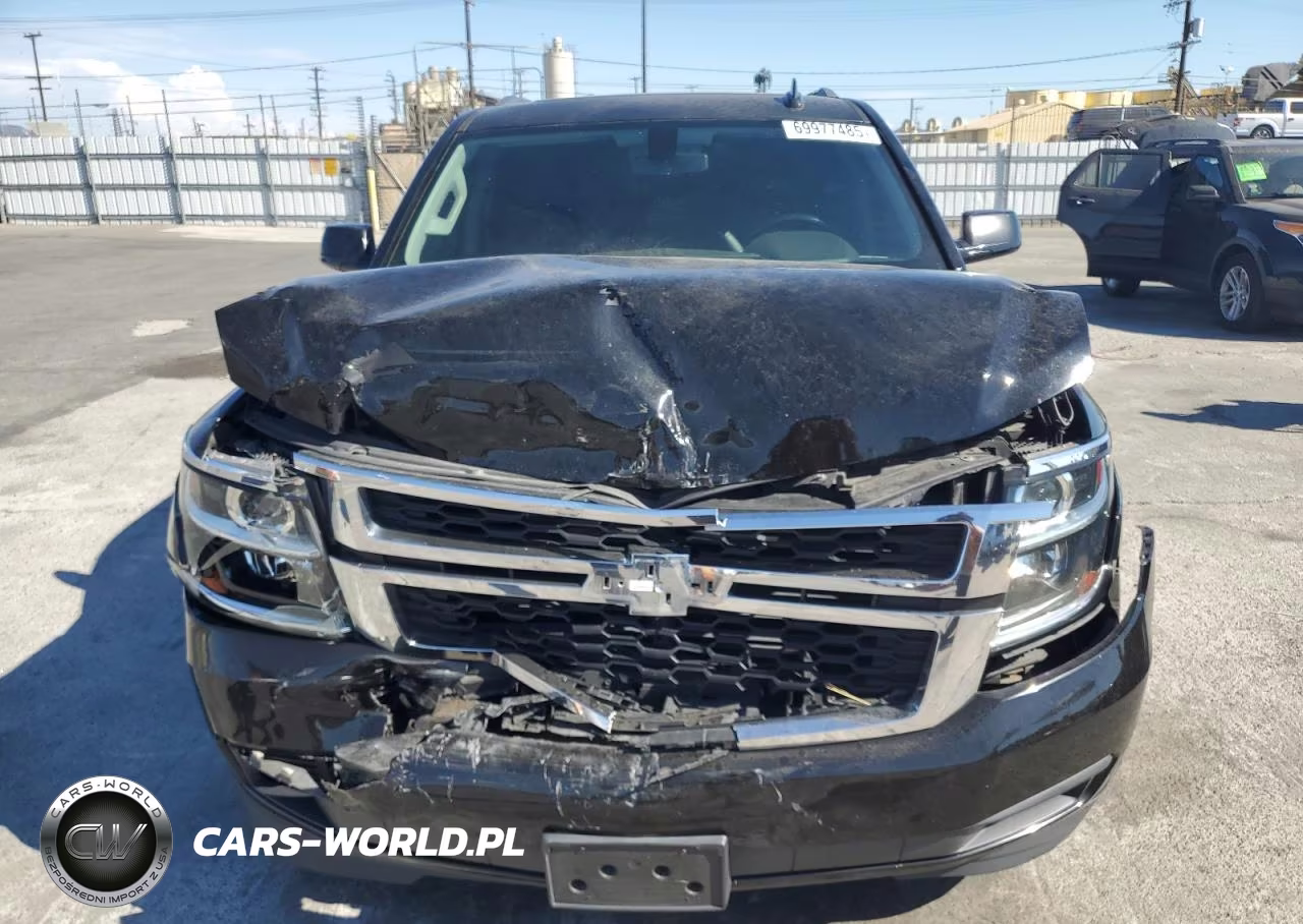 2018 Chevrolet Suburban C1500 Ls VIN:1GNSCGKC8JR184611 - 5
