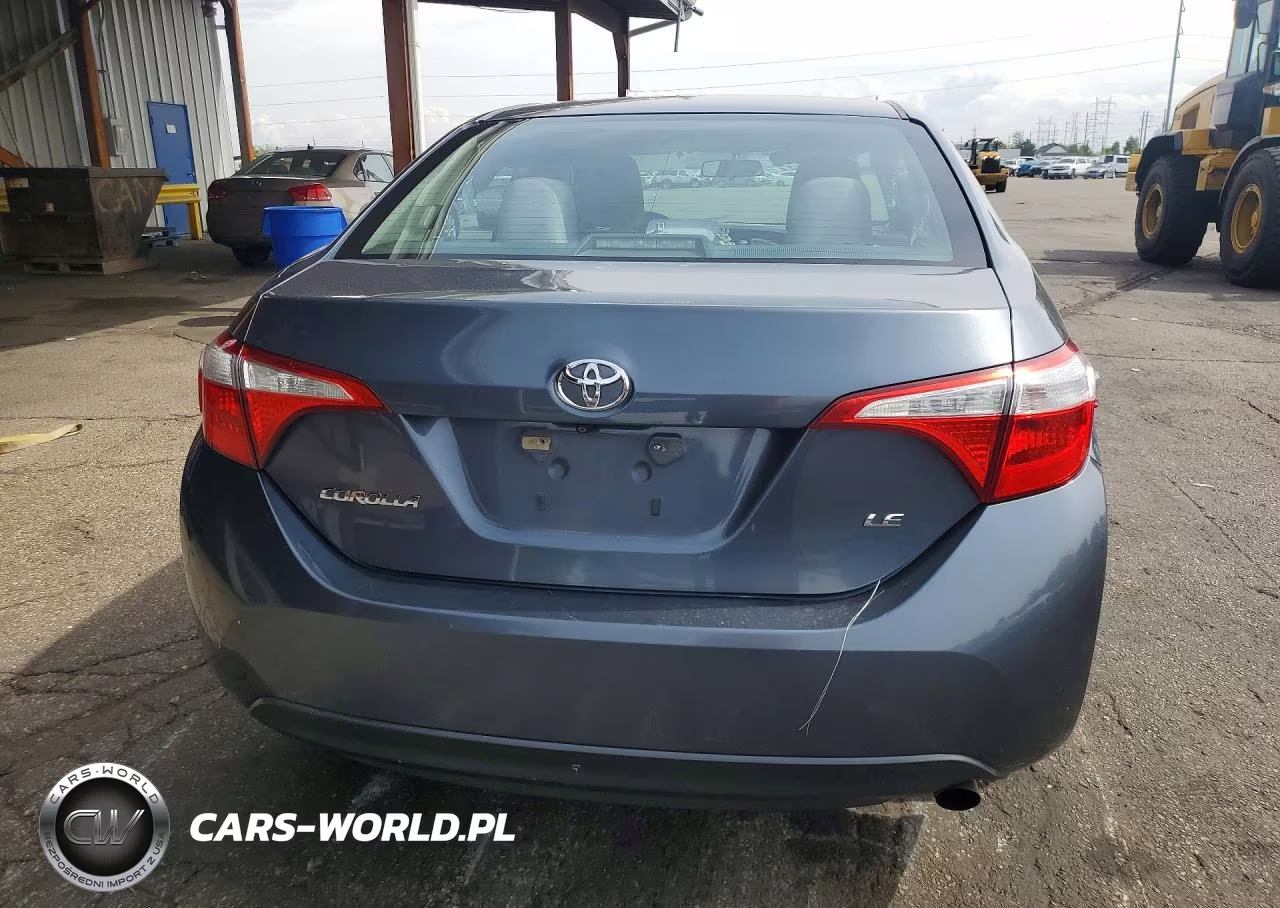 2015 Toyota Corolla Le VIN:5YFBURHE8FP203671 - 6