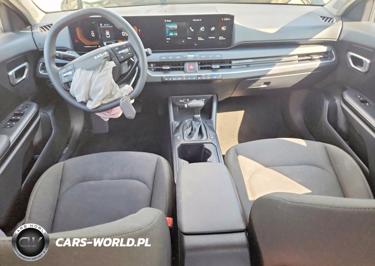 2026 Kia K4 Lxs VIN:3KPFT4DE6TE249106 - 8
