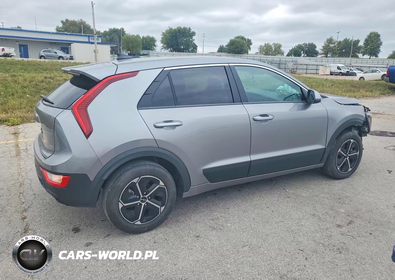 2026 Kia Niro Lx VIN:KNDCP3LE5T5322691 - 3