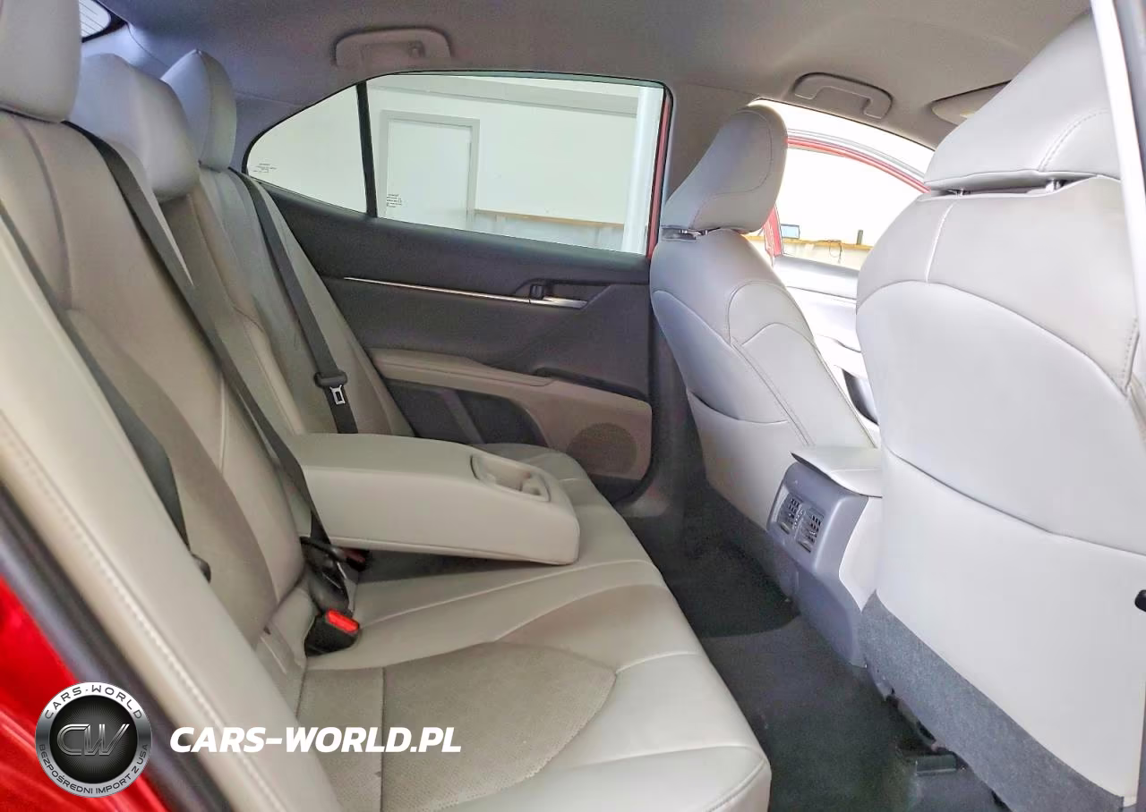 2019 Toyota Camry Xse VIN:4T1B61HK6KU163438 - 10